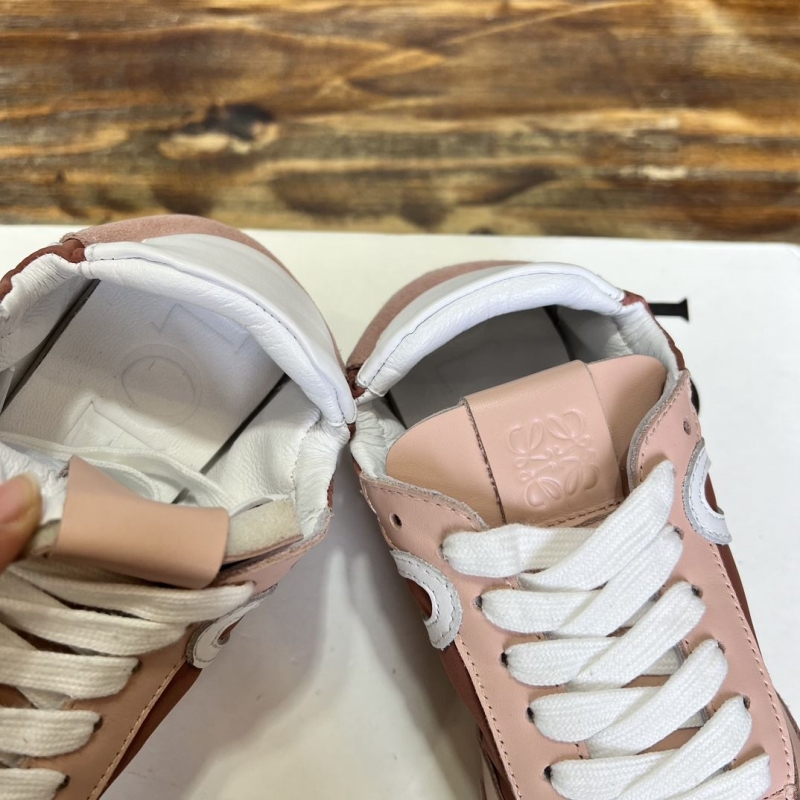 Loewe Sneakers